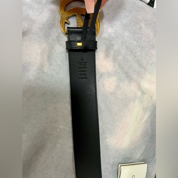 Women Gucci belt like new only use 3 times no damaged - Picture 4 of 7